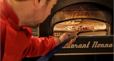 Pizza Takeaway at Center Parcs Park Nordseeküste