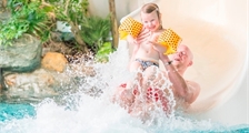 Waterslide race at Center Parcs Limburgse Peel