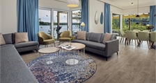 Exclusive Lakeside cottage TH2044 at Center Parcs Terhills Resort
