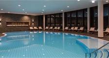 Swimming activities at Landal Alpine Lodge Lenzerheide