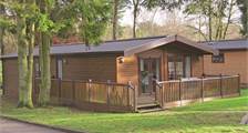 Chalet - Haddon Classic Vogue 3 Spa 6CJ1 at Darwin Forest