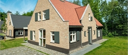 10-person vacation home 10L at Landal Kaatsheuvel