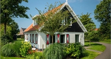 8-person bungalow 8EL at Landal Haamstede