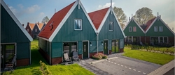 4-person bungalow 4L at Landal Volendam