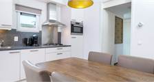 Bungalow Nieuwland-Luxe at Landal Strandpark Duynhille